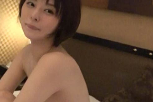 【微乳エロ姉の濃厚ハメ撮り】『気持ち良すぎる…』貧乳だけど超エロいお姉さんとプライベートセックス！！敏感な微乳を責められ、感じまくる姿がヤバい！！本気で乱れる姿が最高に抜けるwww♡