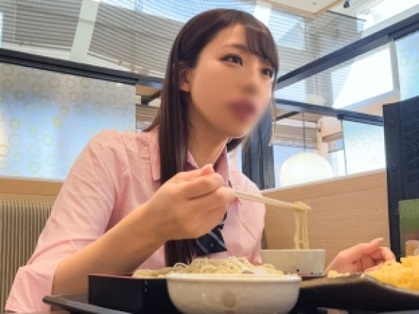 【制服美少女と車内デート】『車の中で…？』純粋なJKが車内でフェラチオ♥ホテルでは着衣のまま生挿入！制服姿で乱れる姿に興奮MAX♡
