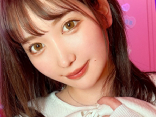 【巨乳美女とホテルで♡】Hカップ美乳お姉さんをゲット！パイパンマ○コを激しく手マンして、ビショ濡れ潮吹き！可愛い顔してエッチなカラダに興奮MAX！