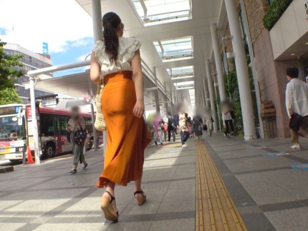 【高身長スレンダーお姉さんのご無沙汰SEX】『久しぶりで感度MAX…』173cmの美脚お姉さんをナンパGET！手マンで大量潮吹き＆極太チンポに悶絶イキ！ご無沙汰マンコが淫乱覚醒しちゃう！！