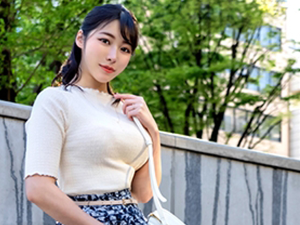 【禁断の校内不倫】欲求不満な人妻女教師が生徒と危険な関係！旦那じゃ物足りない極上ボディが教室で乱れまくり！チンコに跨り腰振りまくりの淫乱騎乗位！！