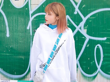 【ギャルデビュー】『初めてでドキドキ…』19歳のピチピチギャルがAV初挑戦！セックス後の口内射精で味見しちゃう？w 甘い吐息と大胆なエロさにヤミツキ必至♡