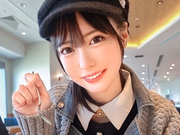 【純粋美少女の過激な願望】『大好きな人にいっぱい出して…♡』色白スレンダーなパイパン娘がナマで懇願！イキ潮噴射の激エロSEXで大胆に乱れる！
