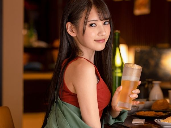 【貧乳スレンダー美少女】「店長、えっちしよ♡」絡み酒で誘惑するパイパン美少女！主観で楽しむ誘惑セックス！スレンダーボディがたまらない！！